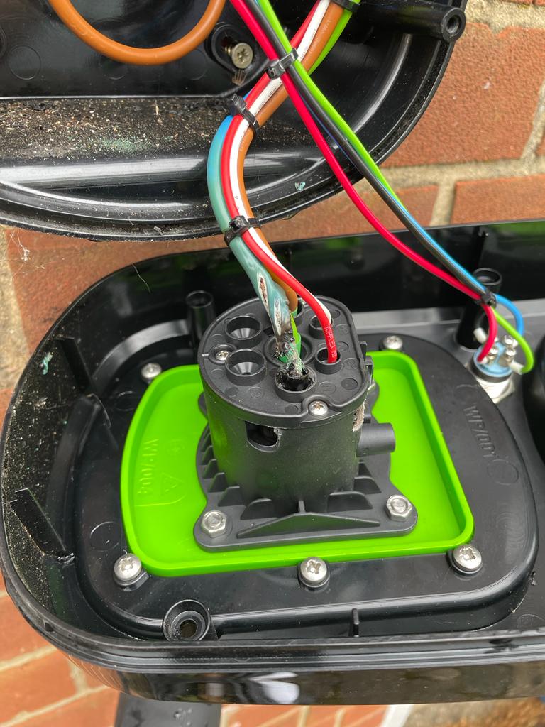 Fault finding on a Rolec EV charger, replacement parts ordered